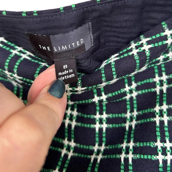 The LIMITED Women's Green & White Criss Cross Pattern Pencil Skirt Size 8 - Picture 2 of 7